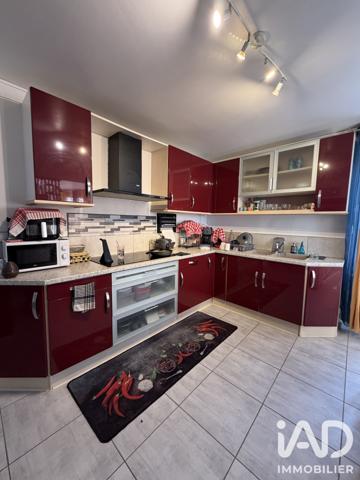 Immeuble à vendre 123 m² Voulx