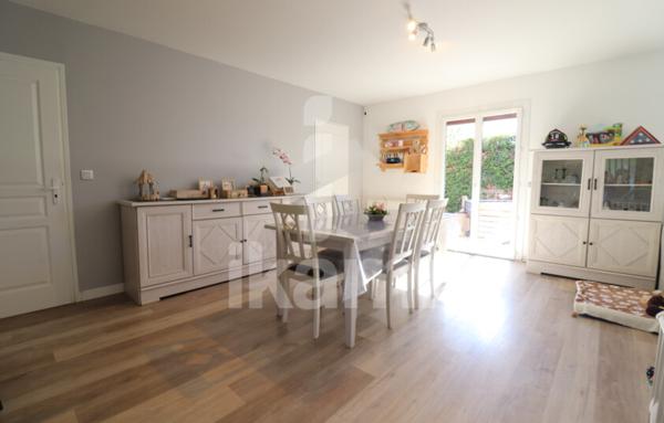 Villa plain-pied coeur d'Anneyron 3 chambres sur 645 m2 de terrain