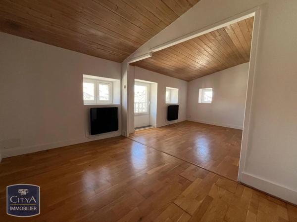 Appartement à louer 2 pièces 39m² Mâcon (71000)