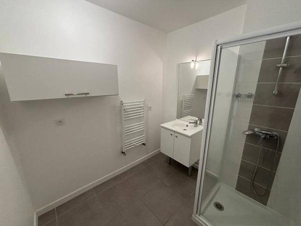 Appartement 2 pièces                                        - 44100 Nantes - Zola Réf : 11108