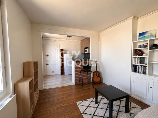 Appartement MEUBLE Orleans HYPER CENTRE - 2 pièces 33.50 m2 - CAVE
