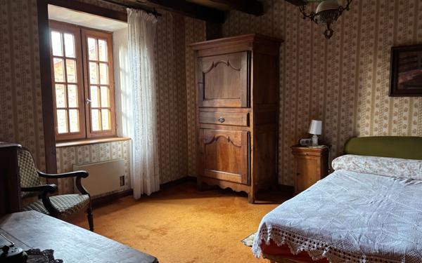 Maison à vendre    4 pièces •  Chaillac-sur-Vienne