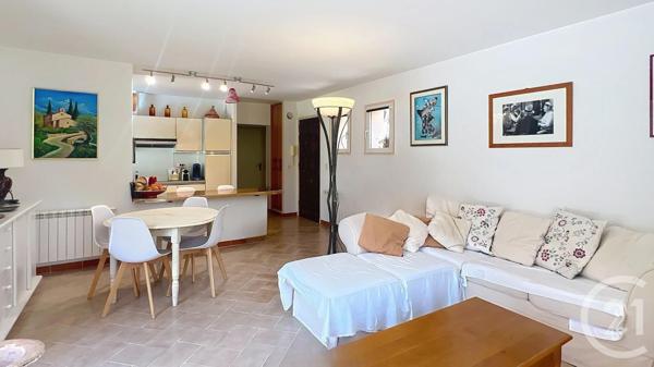 Maison à vendre  5 pièces - 124,70 m2 PEYMEINADE - 06