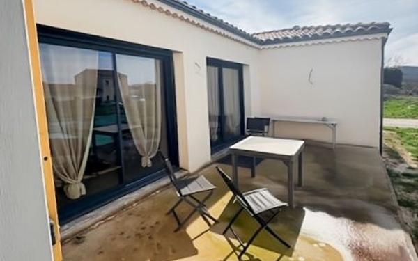 Maison à louer    1 pièce •  Saint-Maurice-d'Ardèche