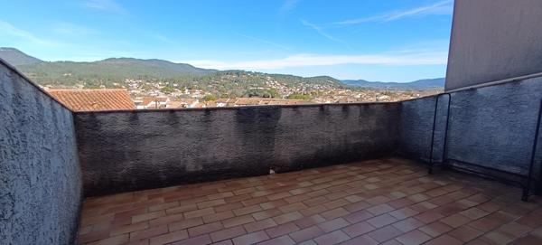 Maison 97 m2 avec terrasse