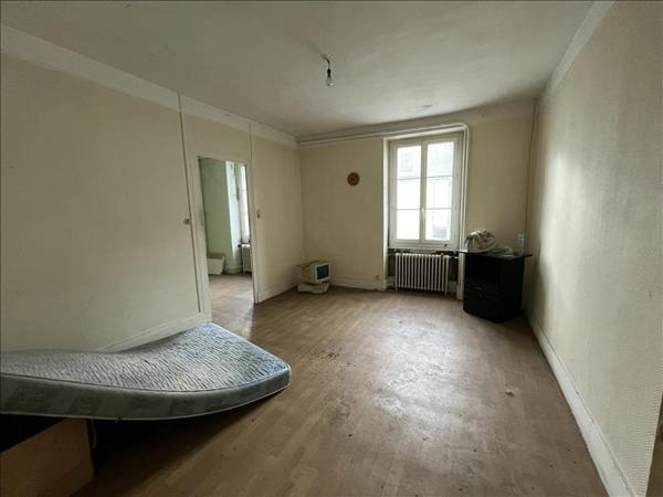 Maison à vendre 21 240 € Châteauneuf-sur-Cher 3 p 53 m² DPE