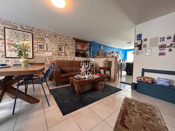 79400 SAINT MAIXENT L ECOLE MAISON DE VILLE 83 m²