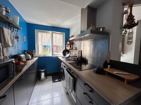 79400 SAINT MAIXENT L ECOLE MAISON DE VILLE 83 m²