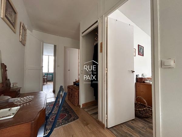 79400 SAINT MAIXENT L ECOLE MAISON DE VILLE 83 m²