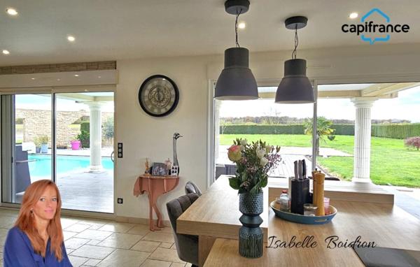 Maison contemporaine de 202 m² – Garage exceptionnel de 130 m² a vendre