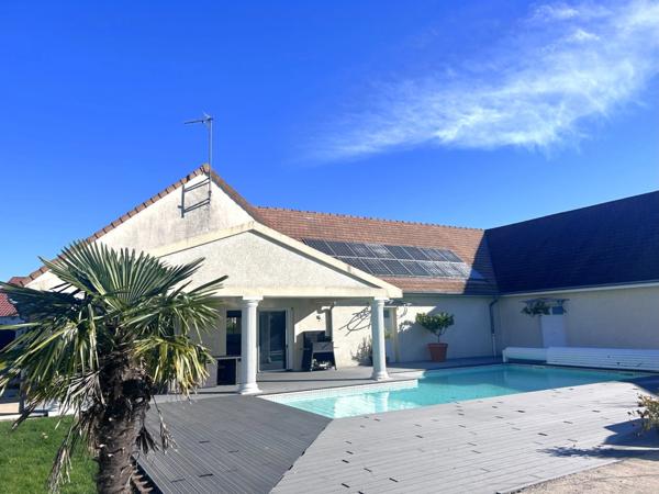 Maison contemporaine de 202 m² – Garage exceptionnel de 130 m² a vendre