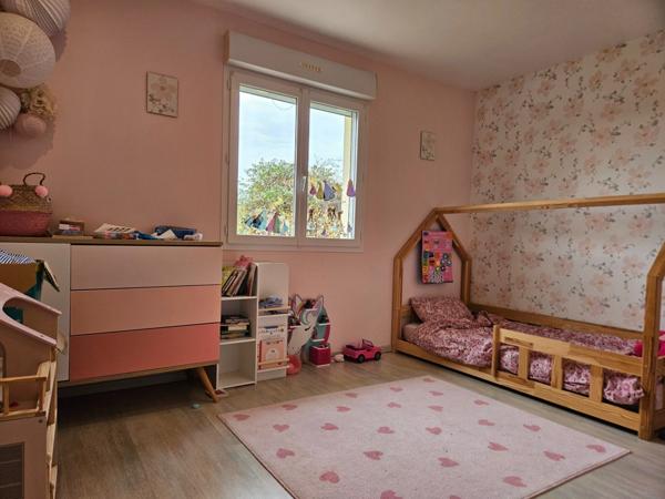 Maison contemporaine de 202 m² – Garage exceptionnel de 130 m² a vendre