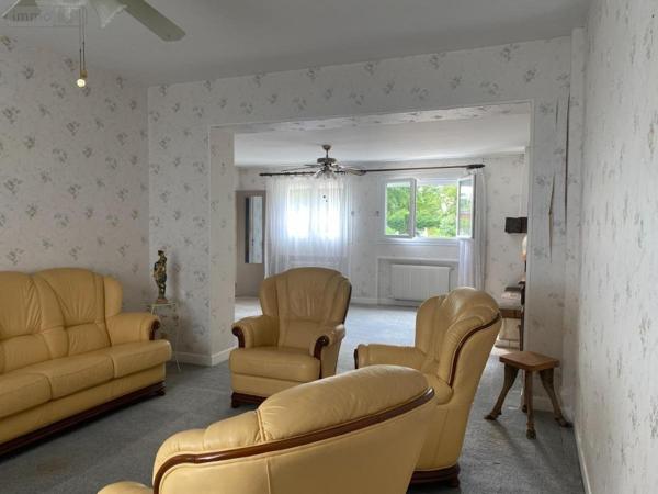 Maison à vendre à Saint-Aubin-lès-Elbeuf en Seine-Maritime (76410), ref : 76025-160