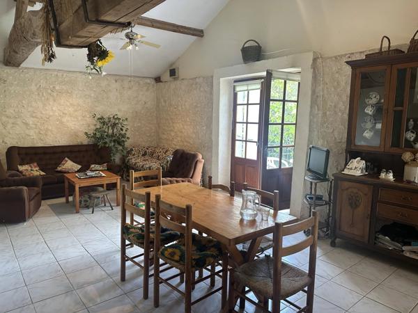 Bel ensemble à la campagne, de deux maisons - un seul prix!