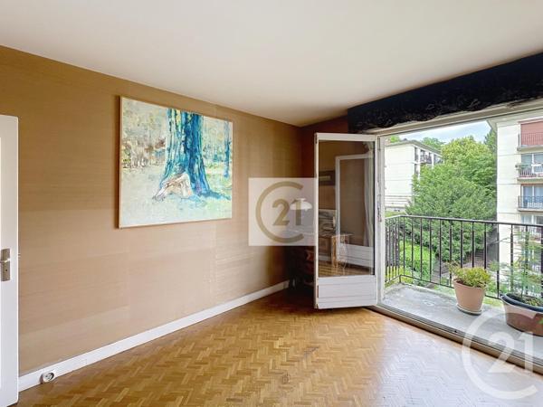 Appartement F4 à vendre  4 pièces - 106,62 m2 ST CLOUD - 92