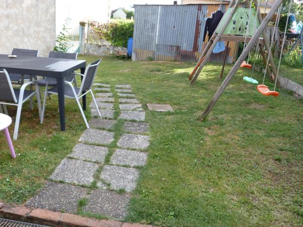 Vente                                                      Maison
                        
                     4 pièces                      125 m2                     à Bouges-le-Château