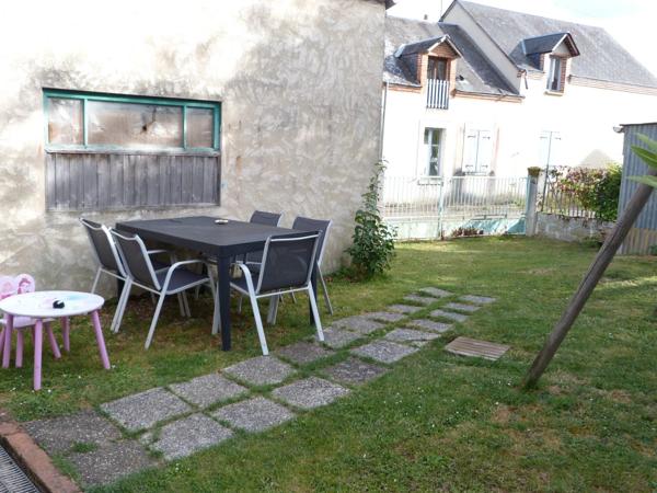 Vente                                                      Maison
                        
                     4 pièces                      125 m2                     à Bouges-le-Château