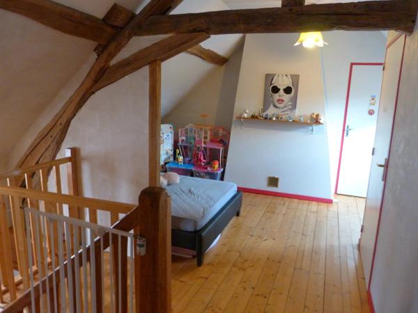Vente                                                      Maison
                        
                     4 pièces                      125 m2                     à Bouges-le-Château