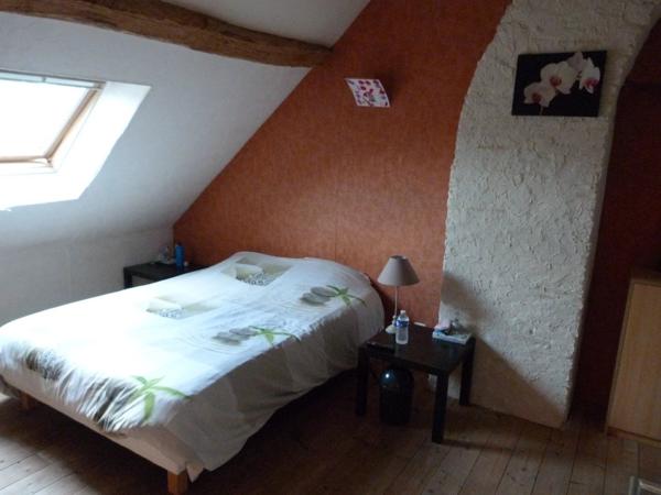 Vente                                                      Maison
                        
                     4 pièces                      125 m2                     à Bouges-le-Château