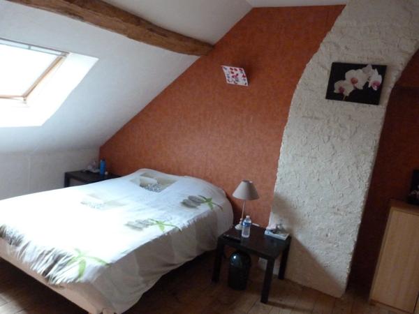 Vente                                                      Maison
                        
                     4 pièces                      125 m2                     à Bouges-le-Château