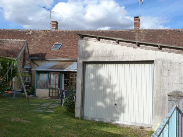 Vente                                                      Maison
                        
                     4 pièces                      125 m2                     à Bouges-le-Château