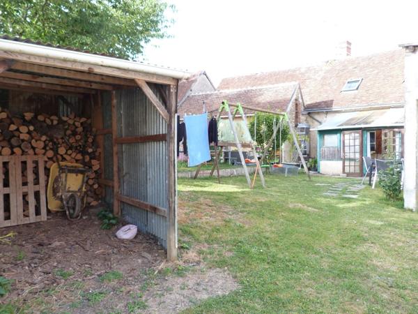 Vente                                                      Maison
                        
                     4 pièces                      125 m2                     à Bouges-le-Château