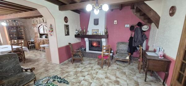 Propriété dans un cadre champêtre.