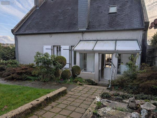 Maison à vendre à Landivisiau dans le Finistère (29400), ref : 4112