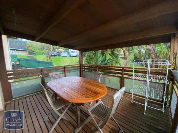 Appartement à louer 2 pièces 48m² Saint-Denis (97417)