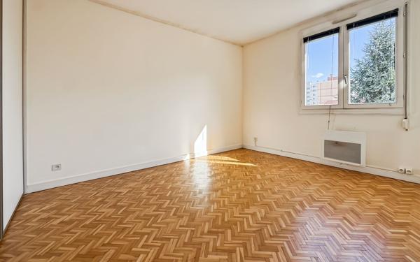 Appartement à vendre    4 pièces •  Lyon 8