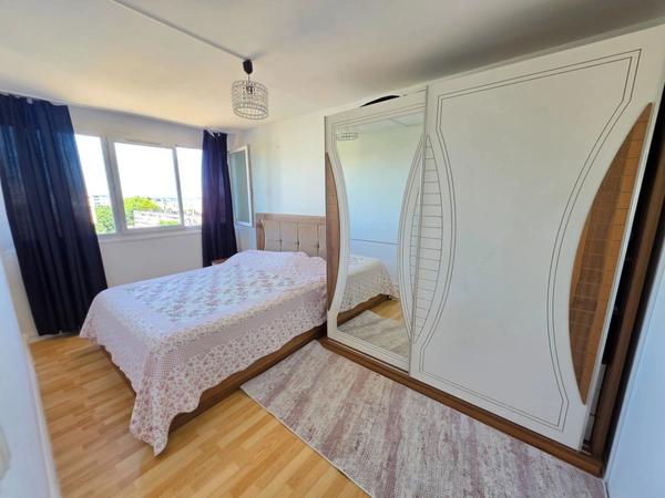 Appartement à vendre 4 pièces RIS ORANGIS (91)