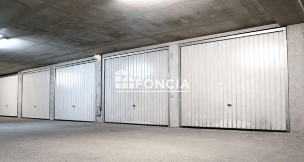 À vendre Parking 12 m² - Noisiel 77186