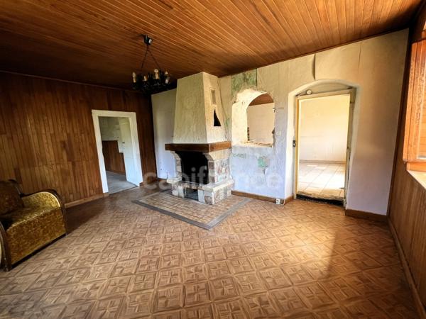 Maison T4 82m² avec Grange 300m² à rénover