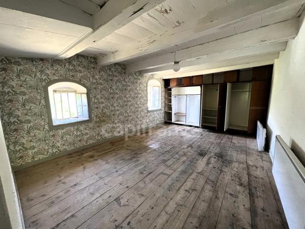 Maison T4 82m² avec Grange 300m² à rénover