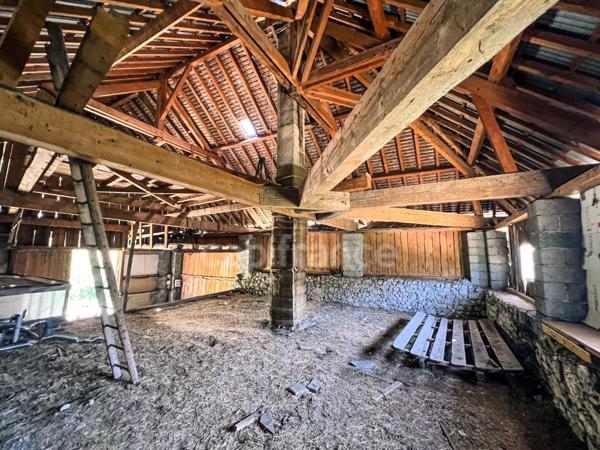 Maison T4 82m² avec Grange 300m² à rénover