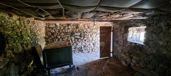 Maison T4 82m² avec Grange 300m² à rénover