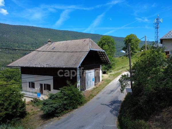 Maison T4 82m² avec Grange 300m² à rénover