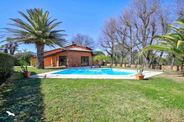 Maison à vendre |  Saint-Jean |  6 pièces | 150 m²