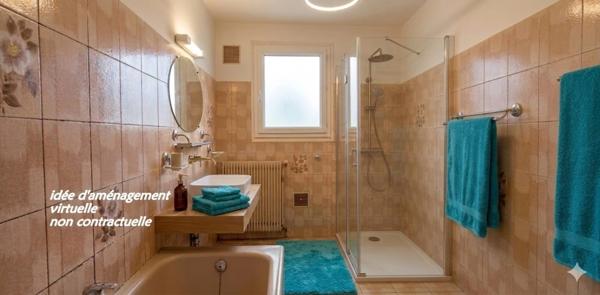 Maison à vendre 3 pièces  (16 ST MICHEL) avec 1 étage et 1 garage. Avec 2 chambres