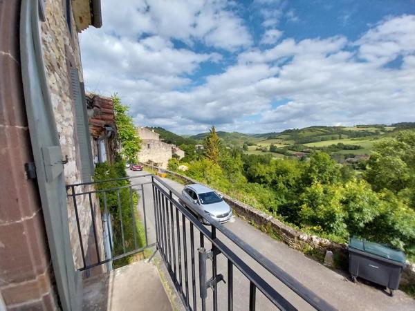 Maison de village avec une belle vue sur le sud