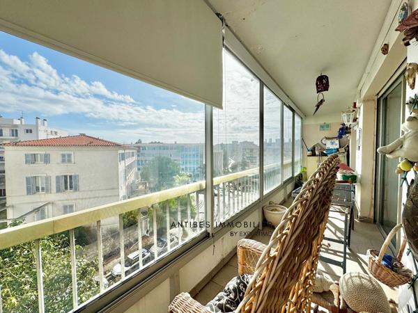 Antibes (06600) ANTIBES 3/4 PIECES GRAND GARAGE ET CAVE