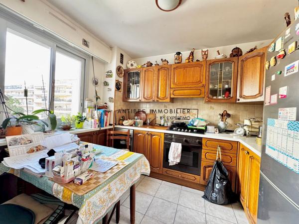 Antibes (06600) ANTIBES 3/4 PIECES GRAND GARAGE ET CAVE