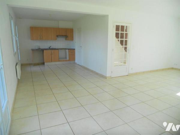 Maison familiale d'environ 96 m²