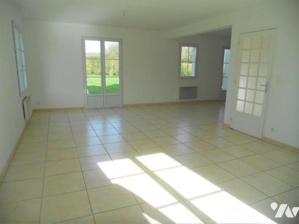 Maison familiale d'environ 96 m²