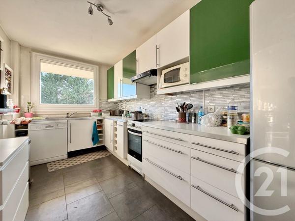 Appartement F4 à vendre  4 pièces - 80,21 m2 LIVRY GARGAN - 93
