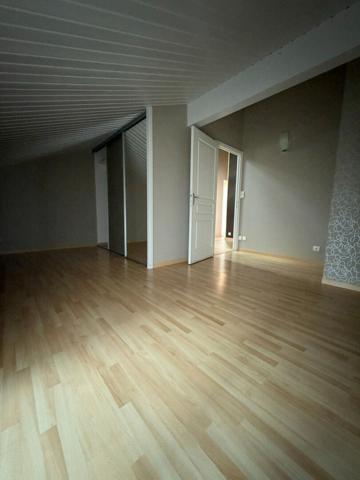 Appartement Yssingeaux T3 en duplex avec garage