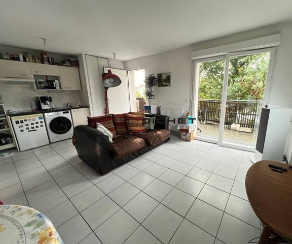 Appartement 2 pièces 41 m² SAINT JEAN D ILLAC - 33127