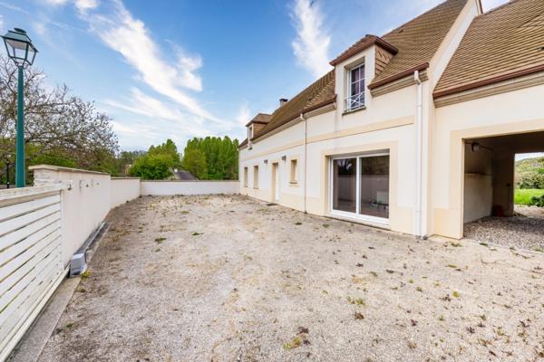 Maison à vendre 6 pièces AMENUCOURT (95)