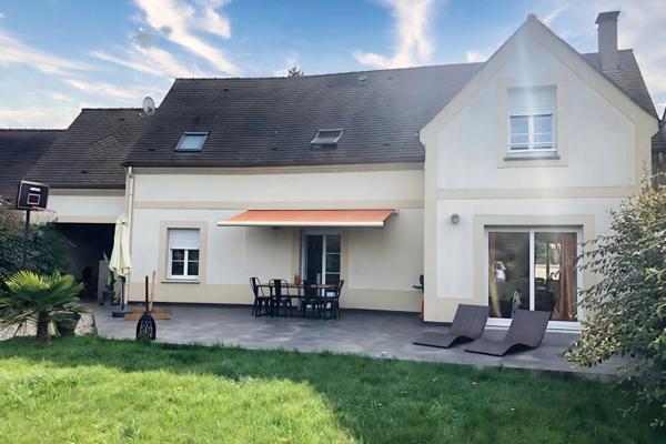 Maison à vendre 6 pièces AMENUCOURT (95)