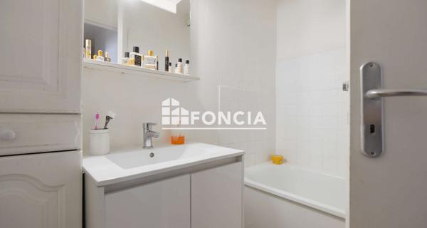 À vendre Appartement 2 pièces 44.85 m² - ÉVry-courcouronnes 91000